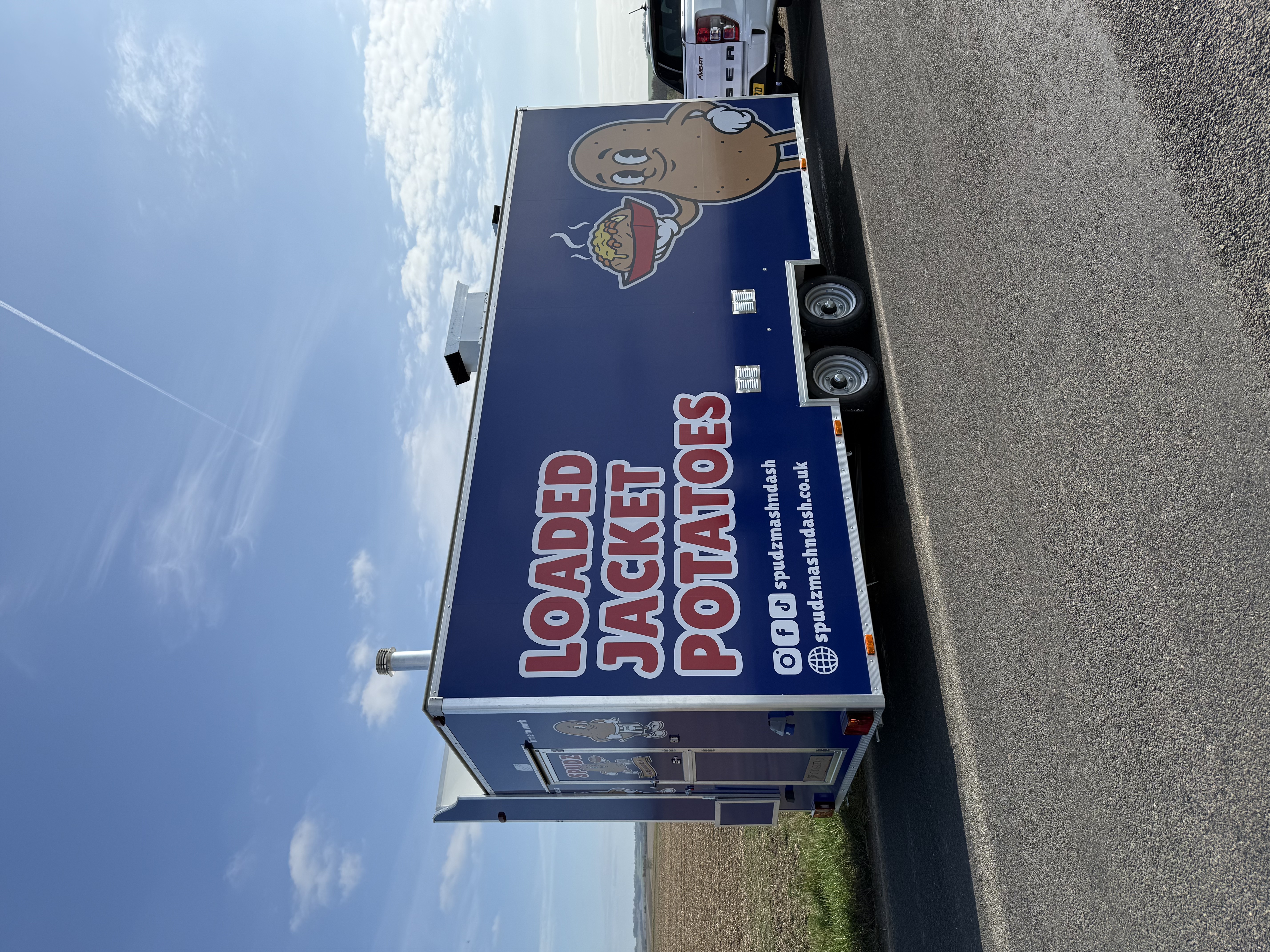 Spudz peluche avec lunettes de soleil